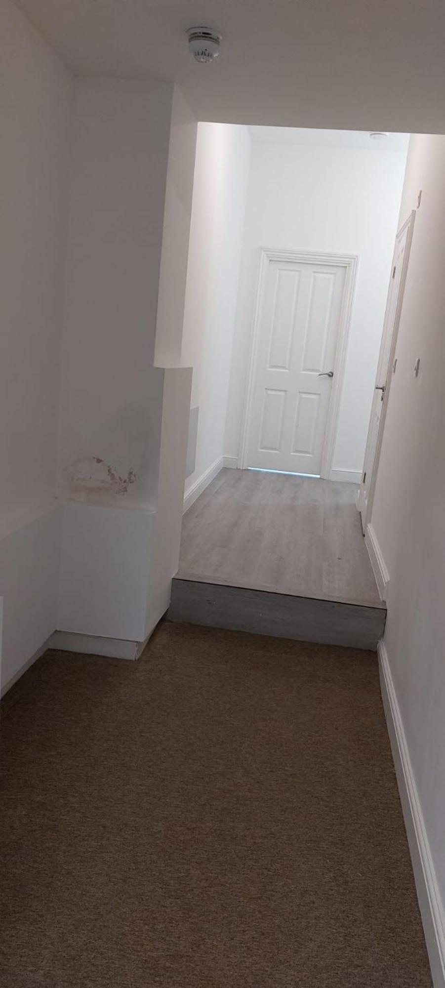 Another Great Value Bath Street Apartment *